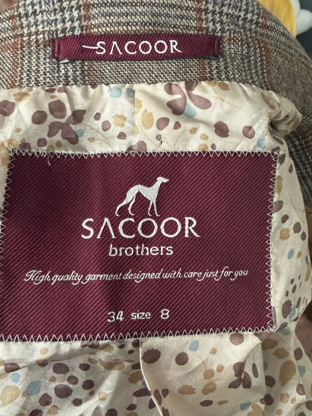 Beautiful Wool Blazer - Picture 10 of 12
